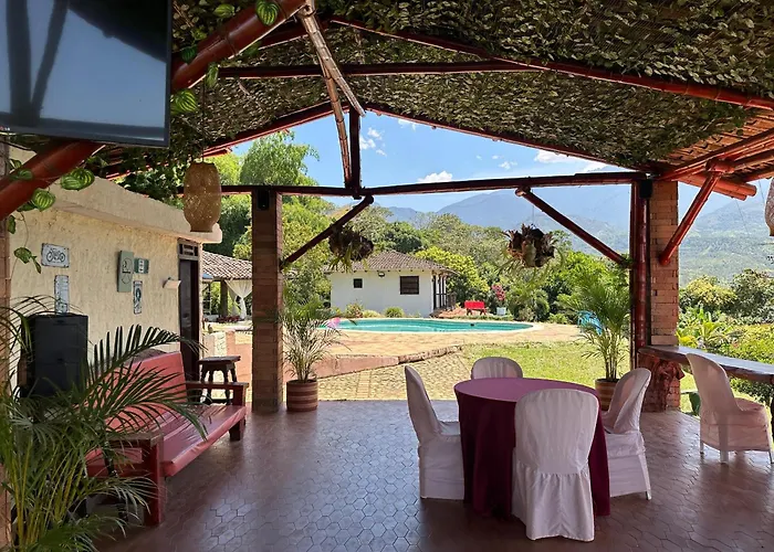 La Villa The View